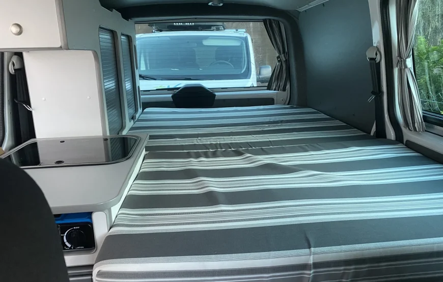 Van Away Polynésie