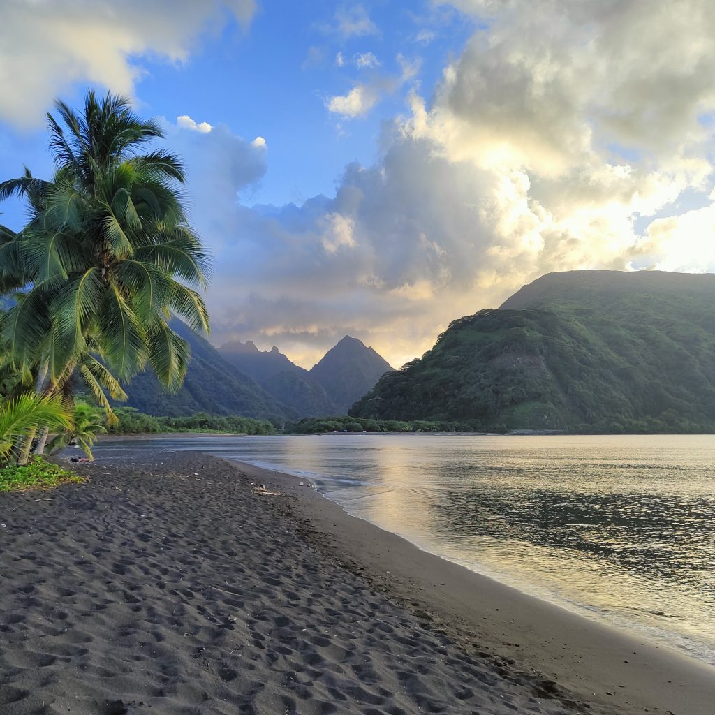 Baie de Tautira sur l'île de Tahiti