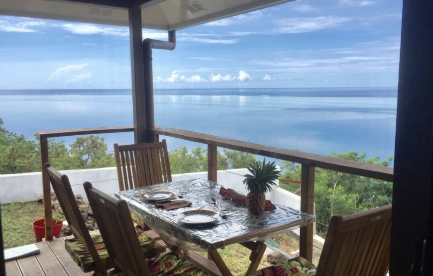 Pension à Haapiti avec vue sur lagon